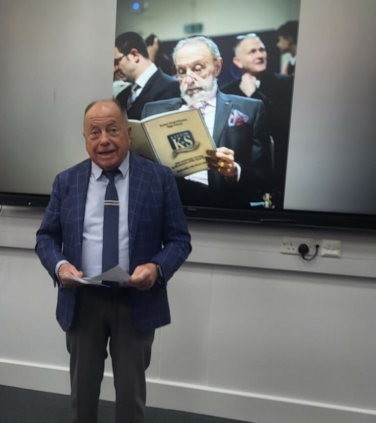 Phillip Leigh read a poignant poem as the community paid tribute to Alan Weinberg